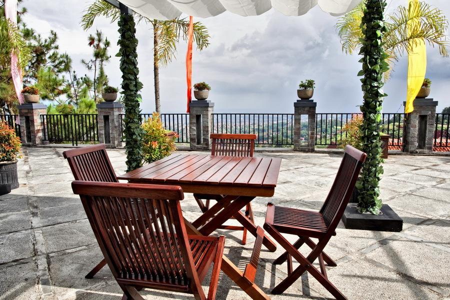 The Valley Resort Hotel Cimenyan Ngoại thất bức ảnh